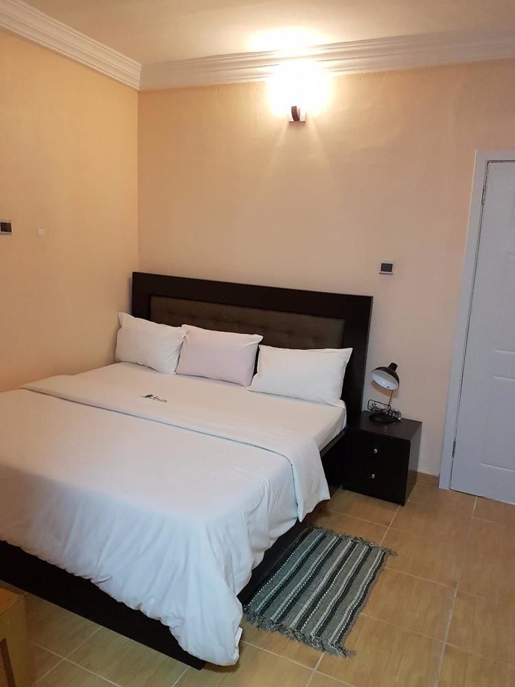 Hillside Gardens Ltd Otel Lagos Dış mekan fotoğraf
