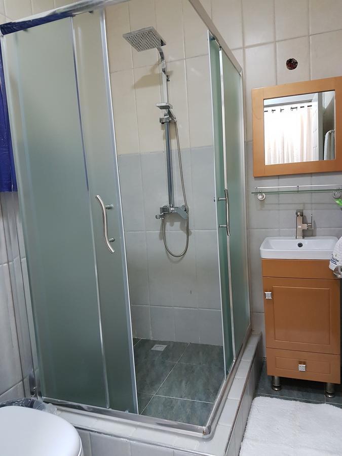 Hillside Gardens Ltd Otel Lagos Oda fotoğraf